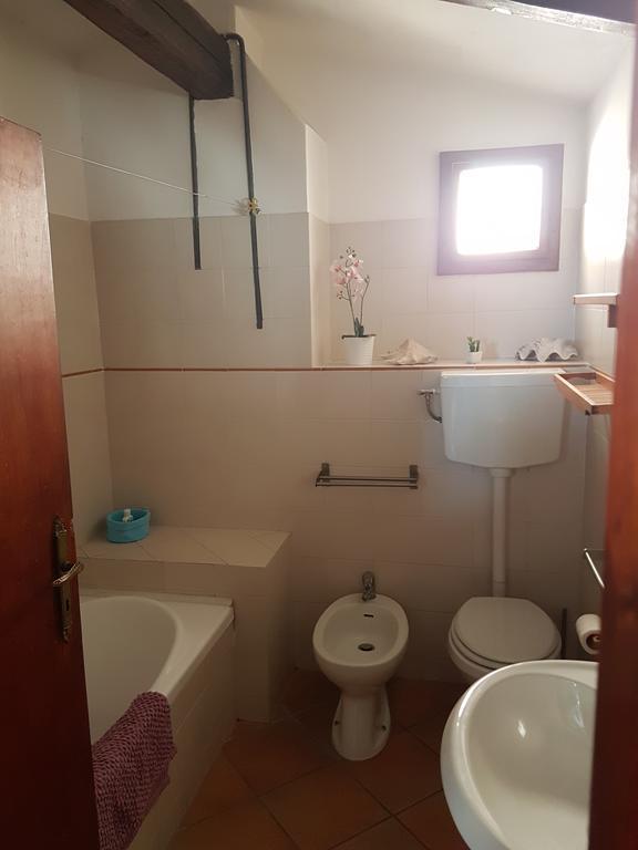 B&B Via Dei Mille Neapel Rum bild